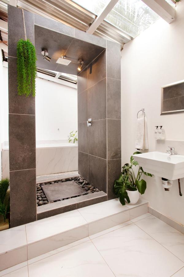 Dům (200 m²), pokoje: 1, vlastní koupelny: 2, destinace: Garsfontein Pretoria-Noord Exteriér fotografie