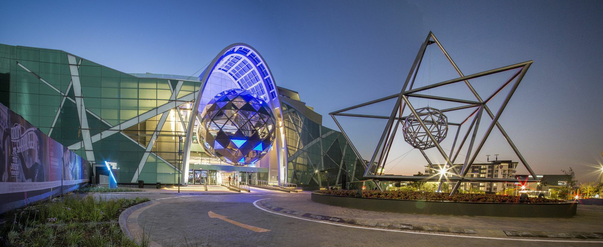 Dům (200 m²), pokoje: 1, vlastní koupelny: 2, destinace: Garsfontein Pretoria-Noord Exteriér fotografie